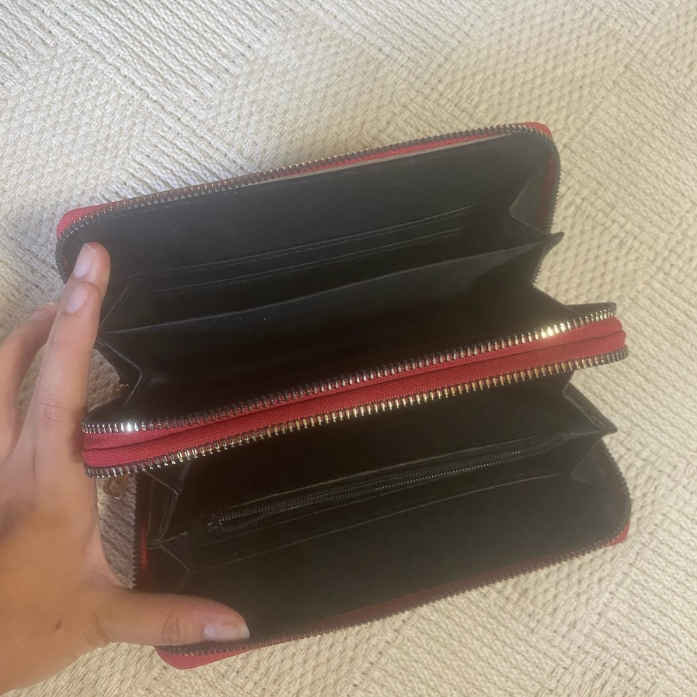 Red wallet - Picture 5 of 6